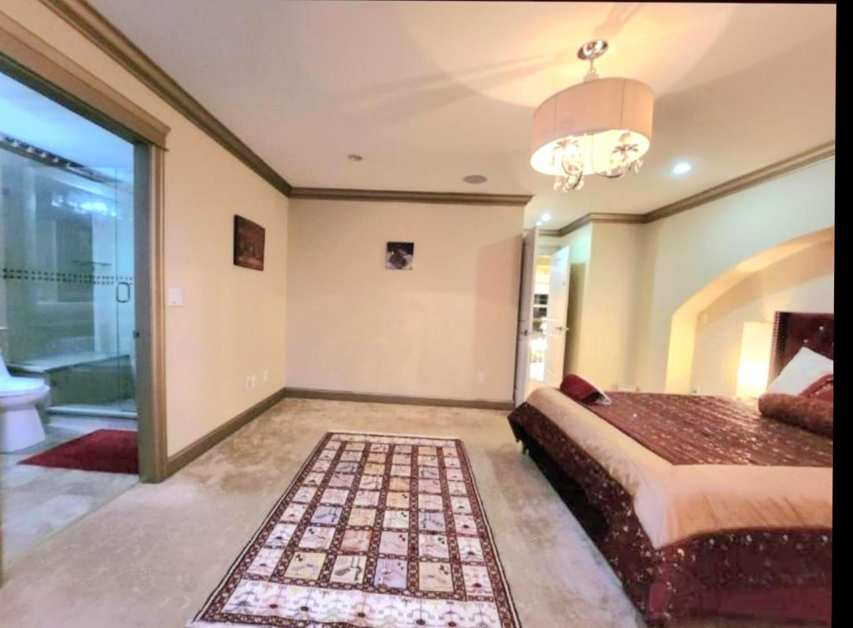 Empress Madani Palace Hotel Съри Екстериор снимка